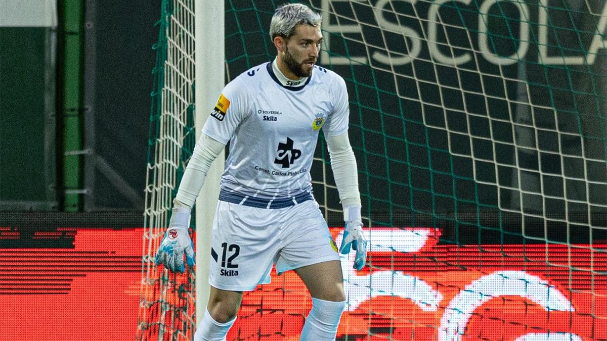 River quiere traer a un arquero que ataja penales y juega en Europa. Se llama Ignacio De Arruabarrena.