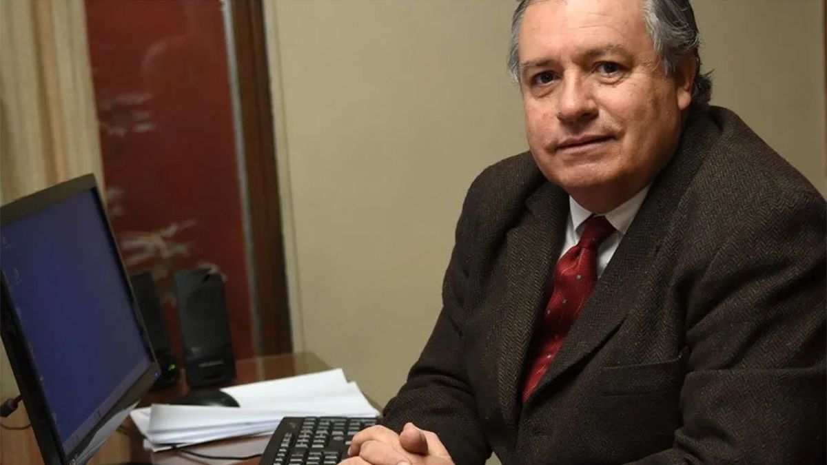 Balsells Miró, a cargo de la Oficina de Ética Pública.