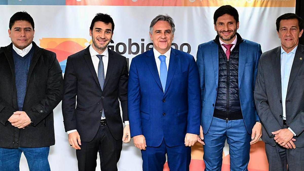 Los gobernadores Claudio Vidal (Santa Cruz); Ignacio Torres (Chubut)