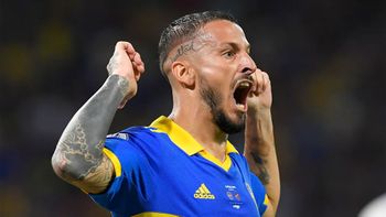 Darío Benedetto rompió su promesa y fue presentado en el fútbol argentino: 