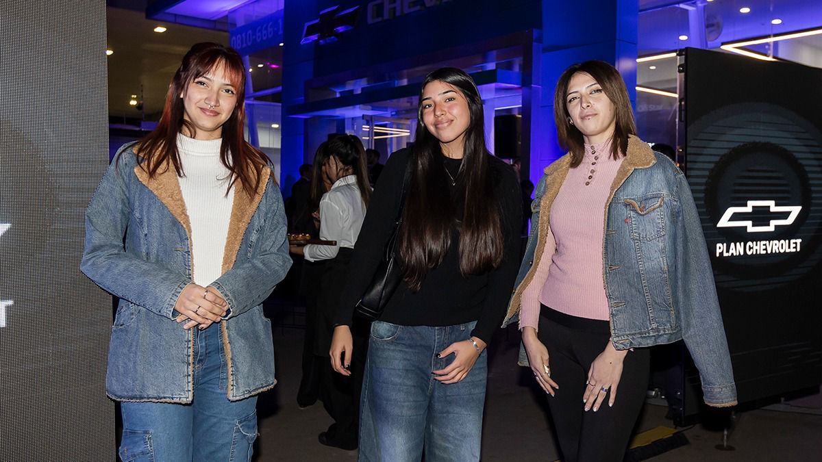 Abril Robles, Paulina Ceretti y Rosario Robles. Abril Robles, Paulina Ceretti y Rosario Robles.