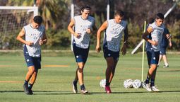 La Lepra se entrena en doble turno.,