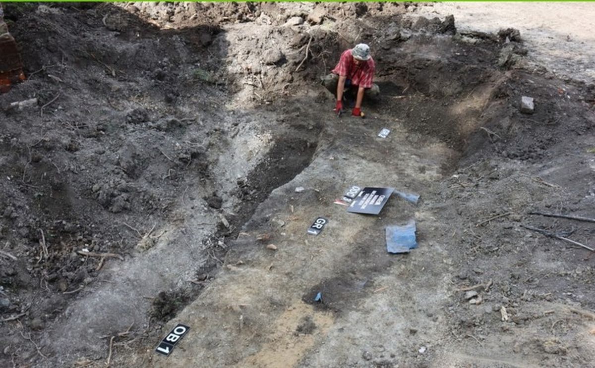 El descubrimiento de la tumba de un "niño vampiro" que asombró a los arqueólogos del mundo El descubrimiento de la tumba de un "niño vampiro" que asombró a los arqueólogos del mundo