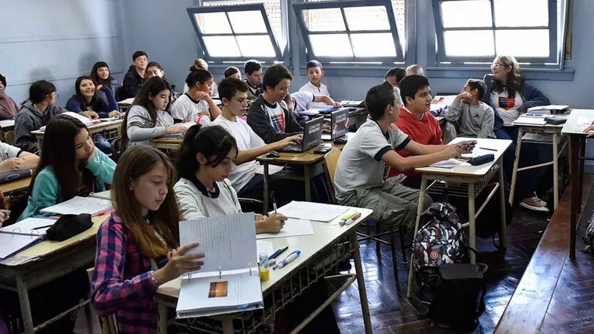7 out of 10 students did not reach basic levels in mathematics