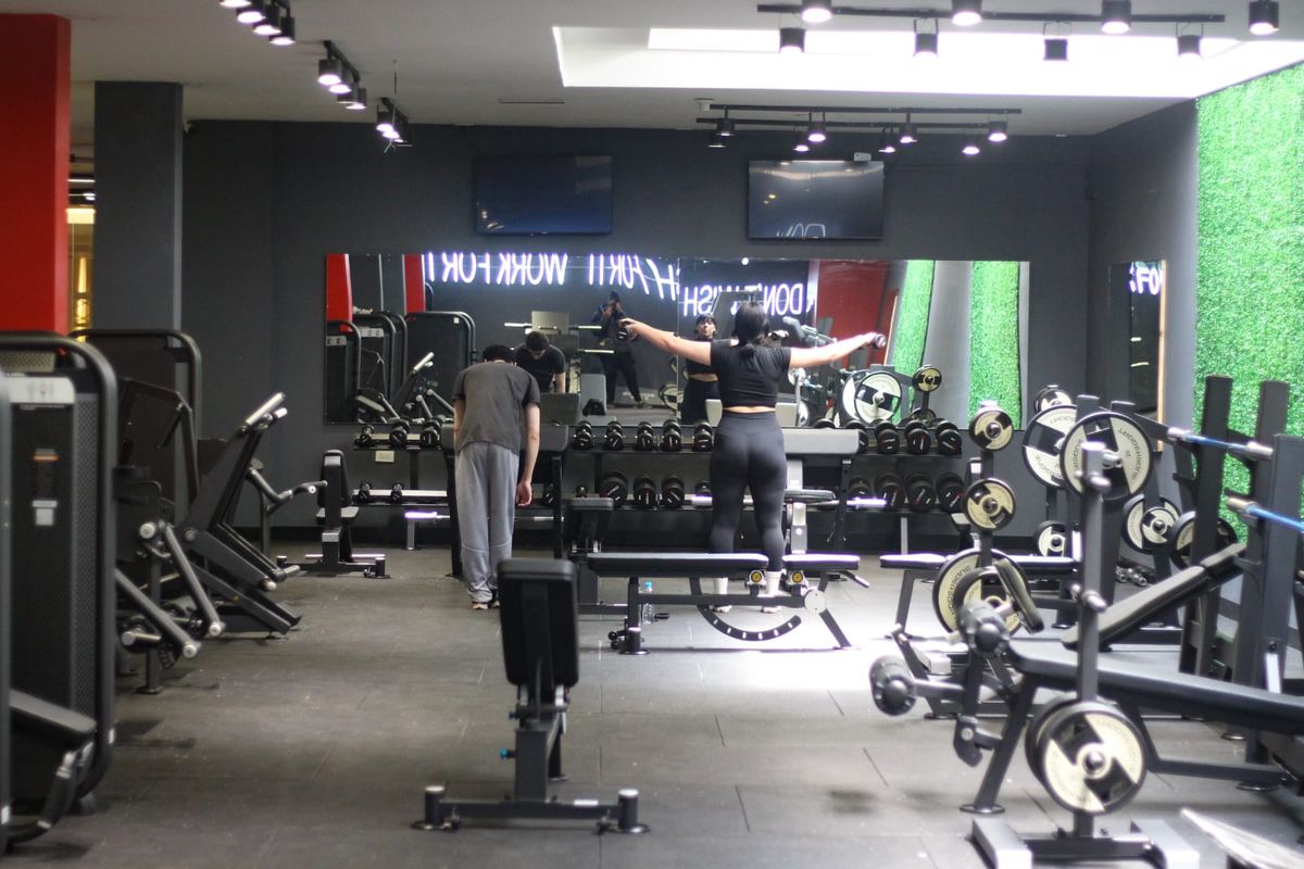 El nuevo gimnasio ocupa el piso superior de la galería Piazza El nuevo gimnasio ocupa el piso superior de la galería Piazza