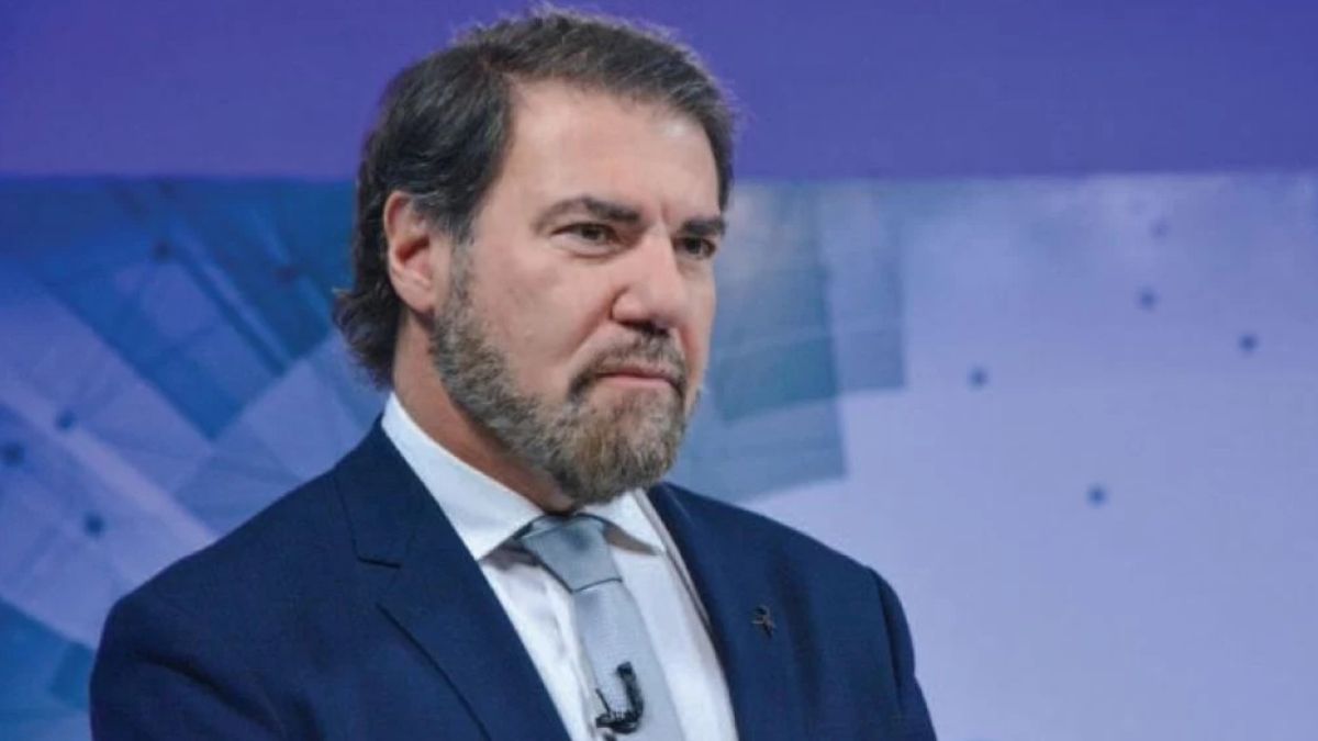 El analista financiero Claudio Zuchovicki﻿ habló de la escalada del dólar blue.