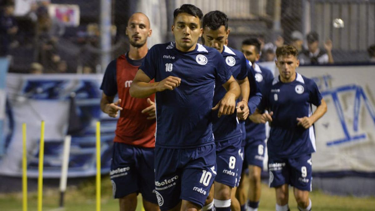 Ezequiel Vidal mostró toda su categoría marcando un golazo para Independiente Rivadavia.