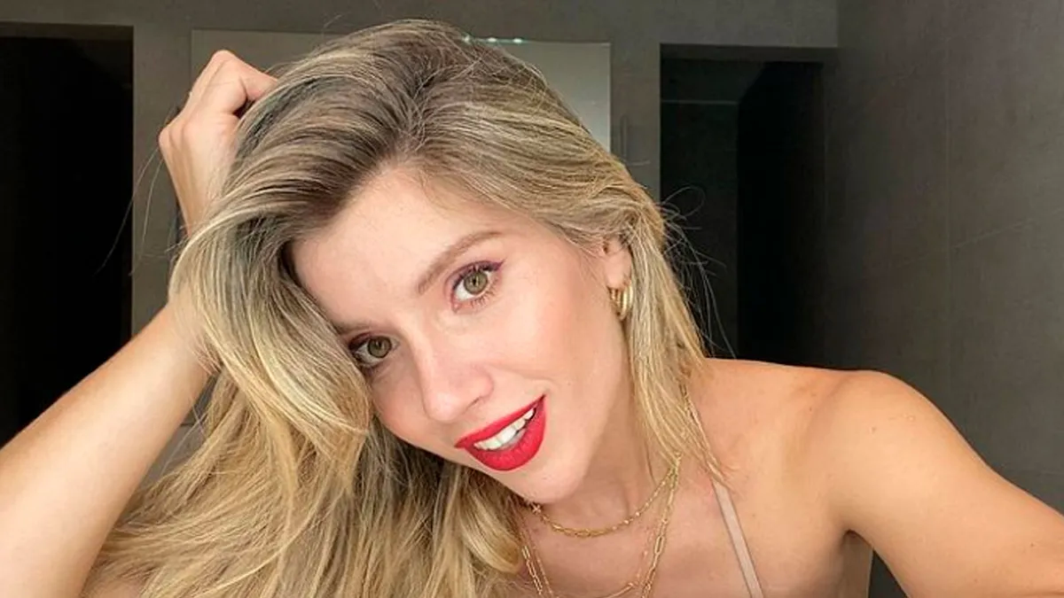 Laurita Fernández Sin Freno La Foto Post Ducha Que Se Hizo Viral