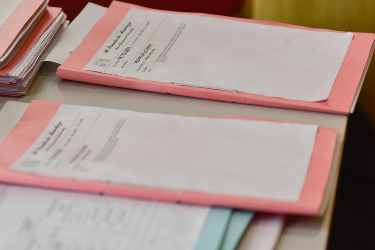 Los expedientes de las tres postulantes a juezas en la Justicia de Familia fueron presentados ante la audiencia pública en la Legislatura.