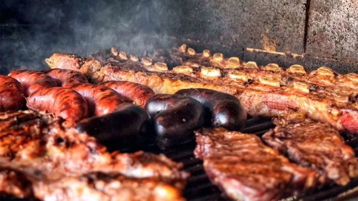 Siempre se calculó unos 500 gramos de asado por persona.