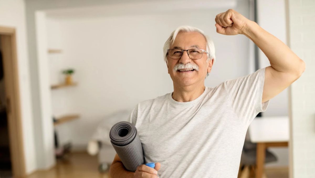 Ni pesas, ni bandas elásticas: el ejercicio ideal para que los adultos mayores cuiden sus huesos