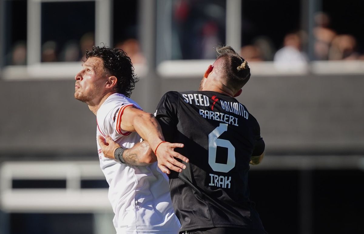 Barracas Central le gan&oacute; en su casa al Deportivo Riestra.