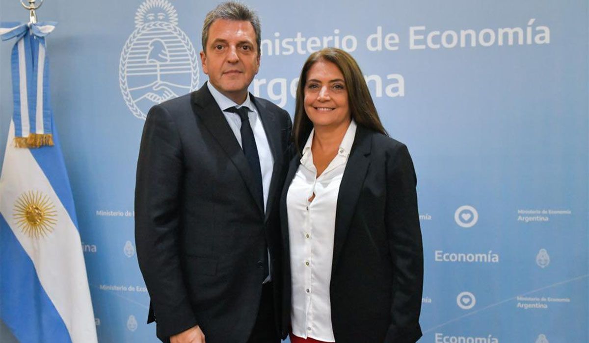 Lizana, directora de BICE Fideicomisos, es una de las principales referentes de Massa en Mendoza. Lizana, directora de BICE Fideicomisos, es una de las principales referentes de Massa en Mendoza. 