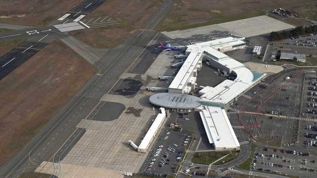 Los vuelos partirán desde el aeropuerto McArthur. Los vuelos partirán desde el aeropuerto McArthur.