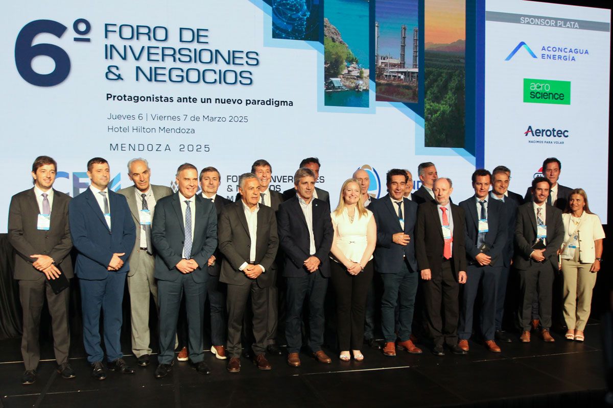 El Foro de Inversiones & Negocios Mendoza que organiza el Gobierno de Mendoza junto al Consejo Empresario Mendocino (CEM) contará nuevamente para la foto al gobernador Cornejo junto al ministro de Economía Luis Caputo. El Foro de Inversiones & Negocios Mendoza que organiza el Gobierno de Mendoza junto al Consejo Empresario Mendocino (CEM) contará nuevamente para la foto al gobernador Cornejo junto al ministro de Economía Luis Caputo.