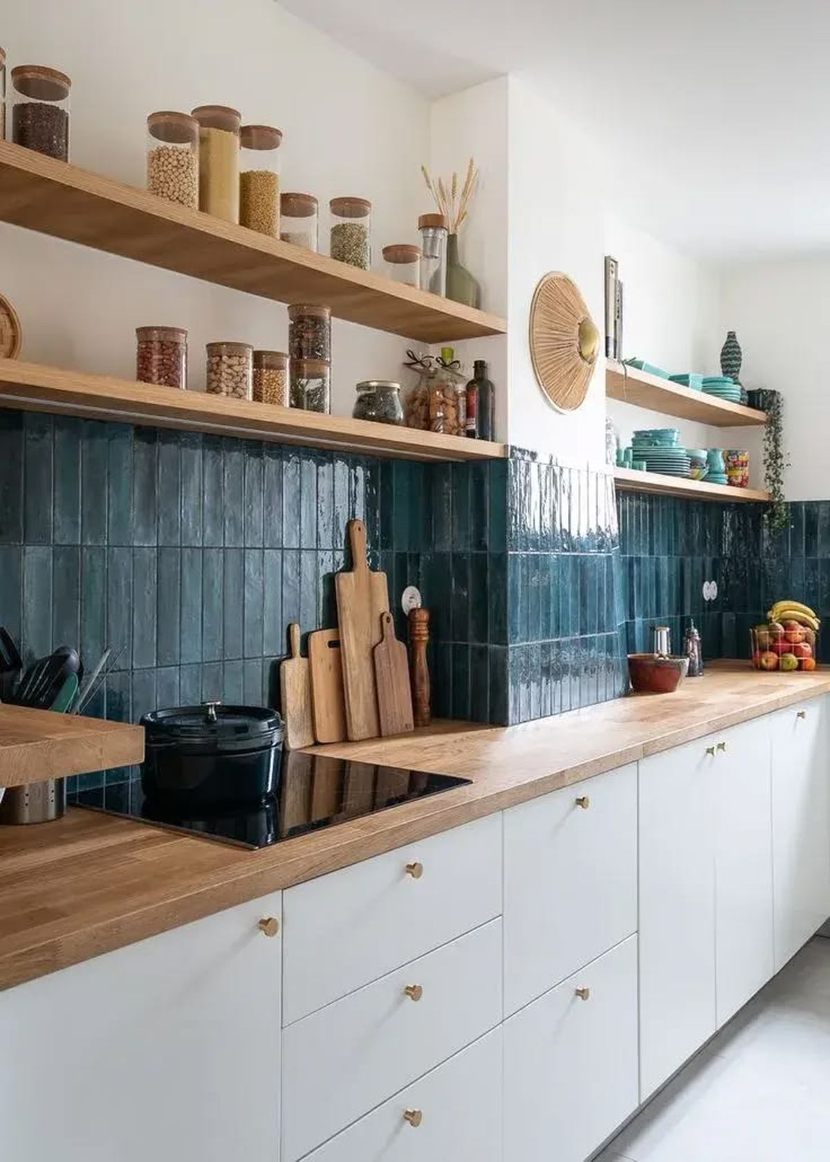 El vinilo está ganando protagonismo en la decoración de cocinas vanguardistas. Foto: Pinterest El vinilo está ganando protagonismo en la decoración de cocinas vanguardistas. Foto: Pinterest