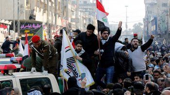 El multitudinario funeral del general iraní comenzó en Bagdad y durará tres días