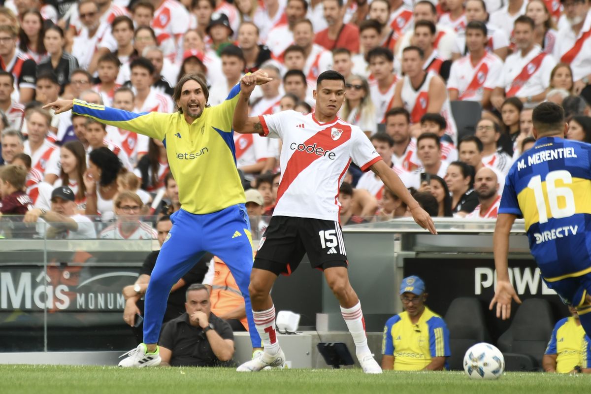 Martínez vivió el partido intensamente