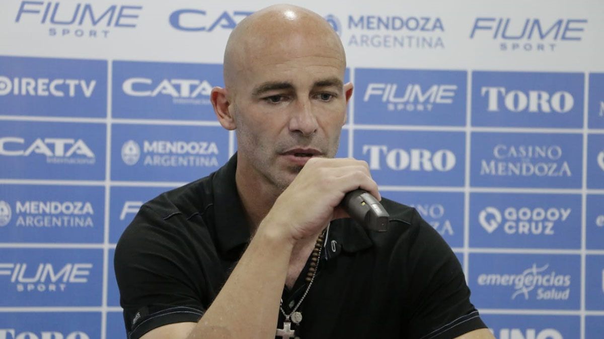 Sebastián Méndez destacó el carácter y la entrega del Tomba