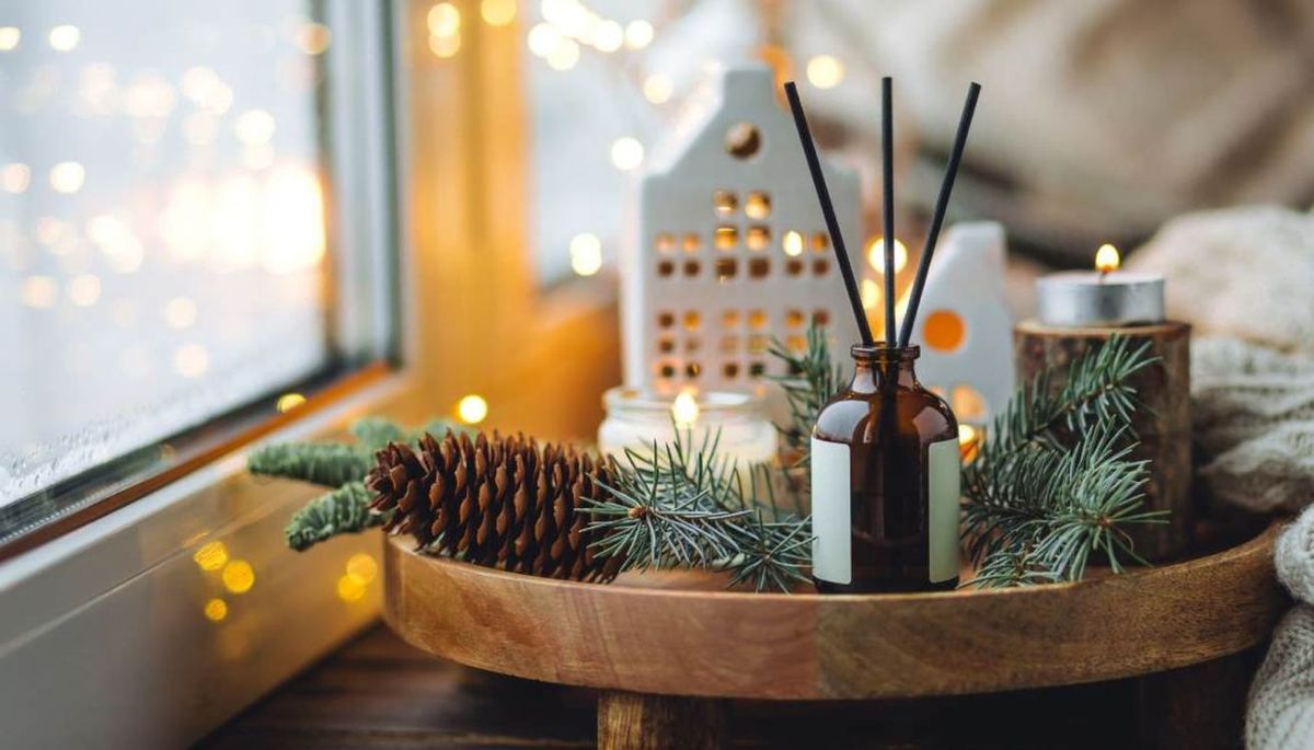 Crea tu propio perfume de Navidad, utilizando los ingredientes que más te gusten. Crea tu propio perfume de Navidad, utilizando los ingredientes que más te gusten.