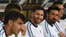 Sacate el sombrero: así le respondió Messi a Maradona