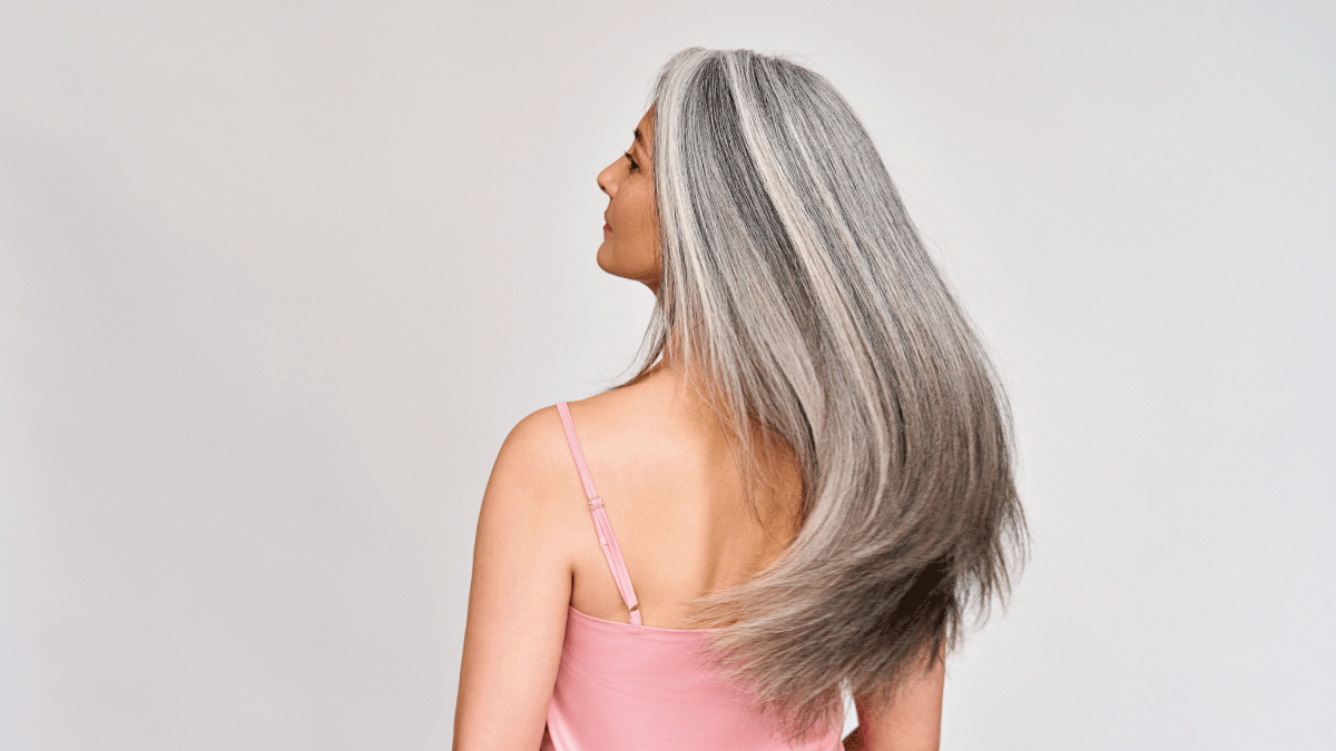 Las canas aparecen en cualquier momento, si deseas ocultarlas, este tinte natural es perfecto. Las canas aparecen en cualquier momento, si deseas ocultarlas, este tinte natural es perfecto.