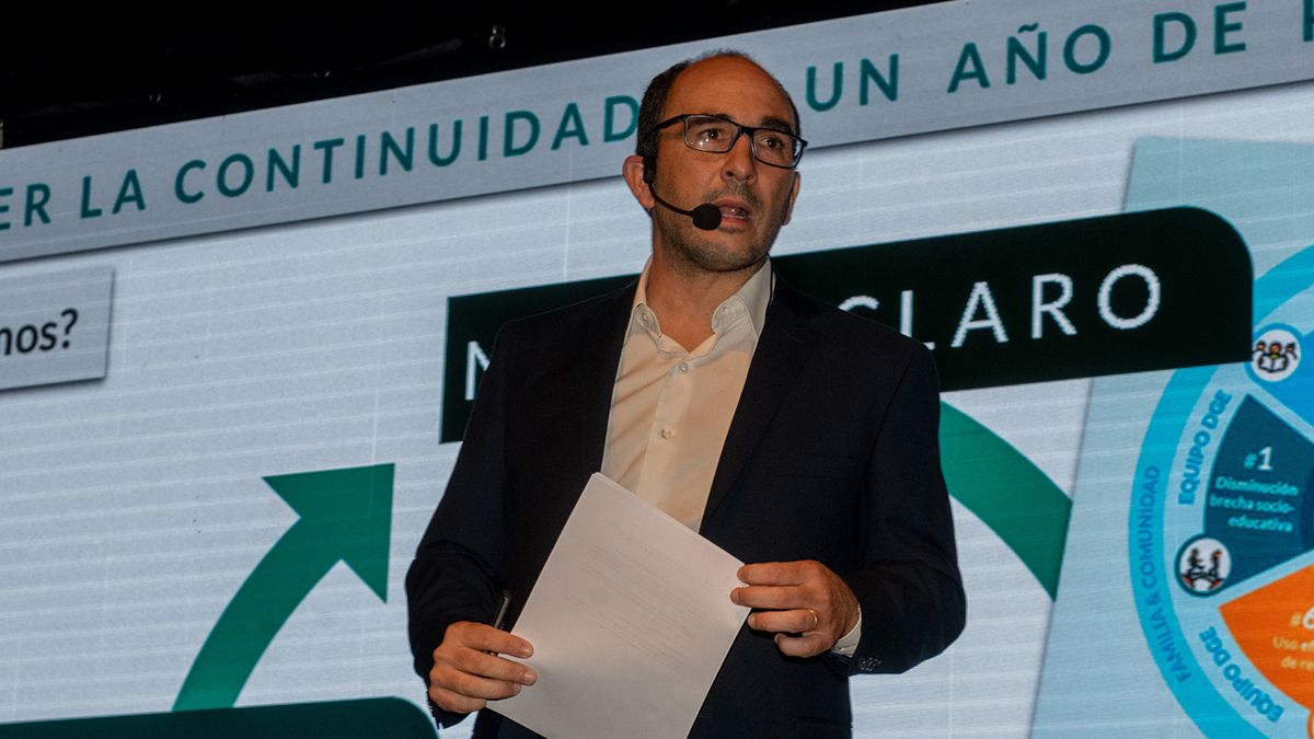 José Thomas dio a conocer este martes los lineamientos del nuevo ciclo escolar con la vuelta a las clases presenciales.