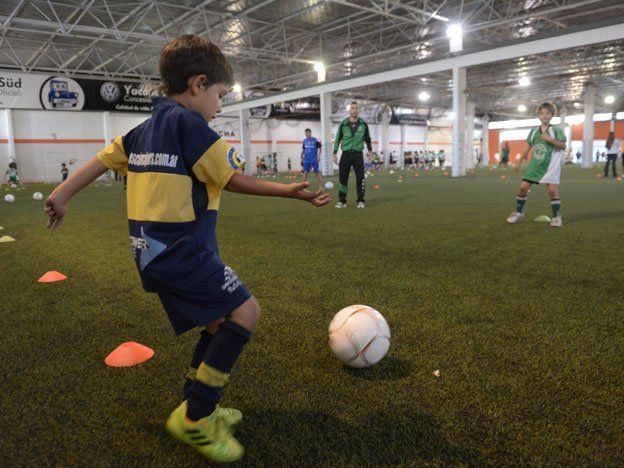 Mirá las mejores fotos de la gran inauguración de la Escuelita de Boca en El Domo