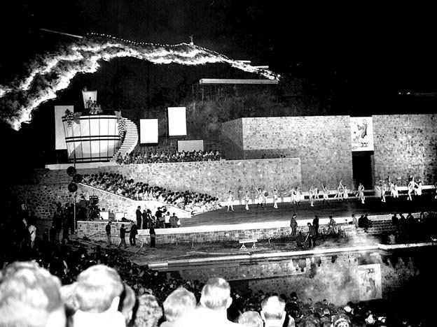El poeta que inventó las “fiestas espectáculo” de la Vendimia nacional
