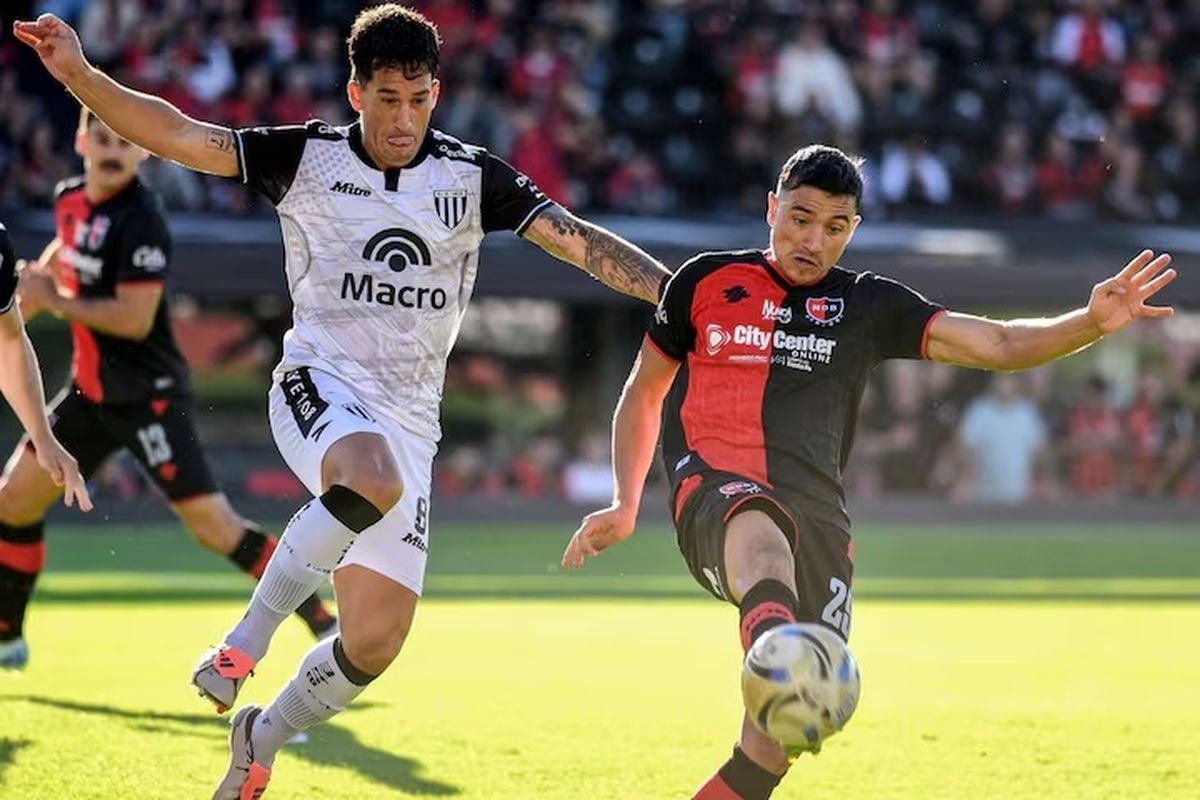 Gimnasia viene de caer contra un Newell&rsquo;s que vive un momento cr&iacute;tico.