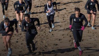 Las Leonas, con Delfina Thome, se entrenan en Cariló con la mira en Tokio 2020