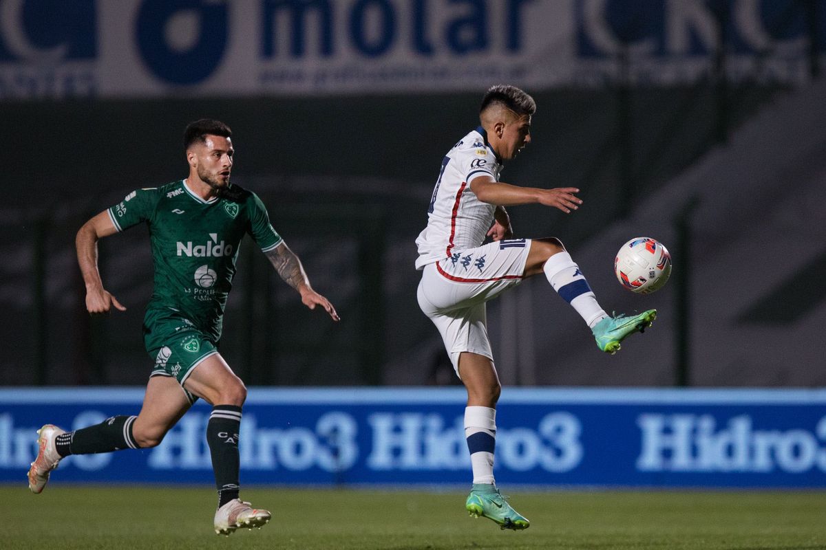 V&eacute;lez venci&oacute; a Sarmiento gracias a un tanto de Juan Mart&iacute;n Lucero.