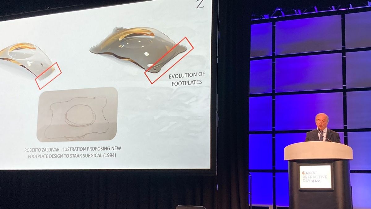 Zaldívar durante la clase que dio el viernes ante miles de colegas.