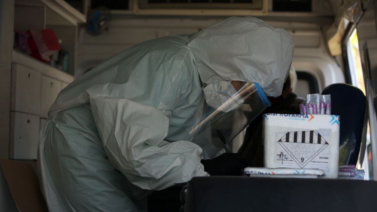 Otras 143 personas murieron y 9.276 fueron diagnosticadas con coronavirus en Argentina.