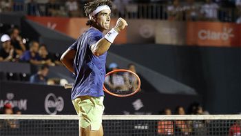 Francisco Comesaña dio el golpe en el ATP de Río de Janeiro al vencer a Zverev, el número 2 del mundo