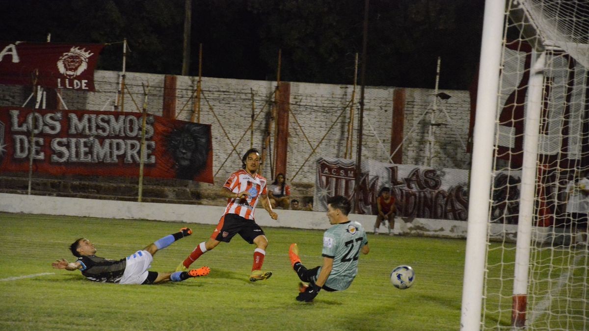 El Albirrijo se lució ante un combinado de Santa Rosa. El Albirrijo se lució ante un combinado de Santa Rosa.