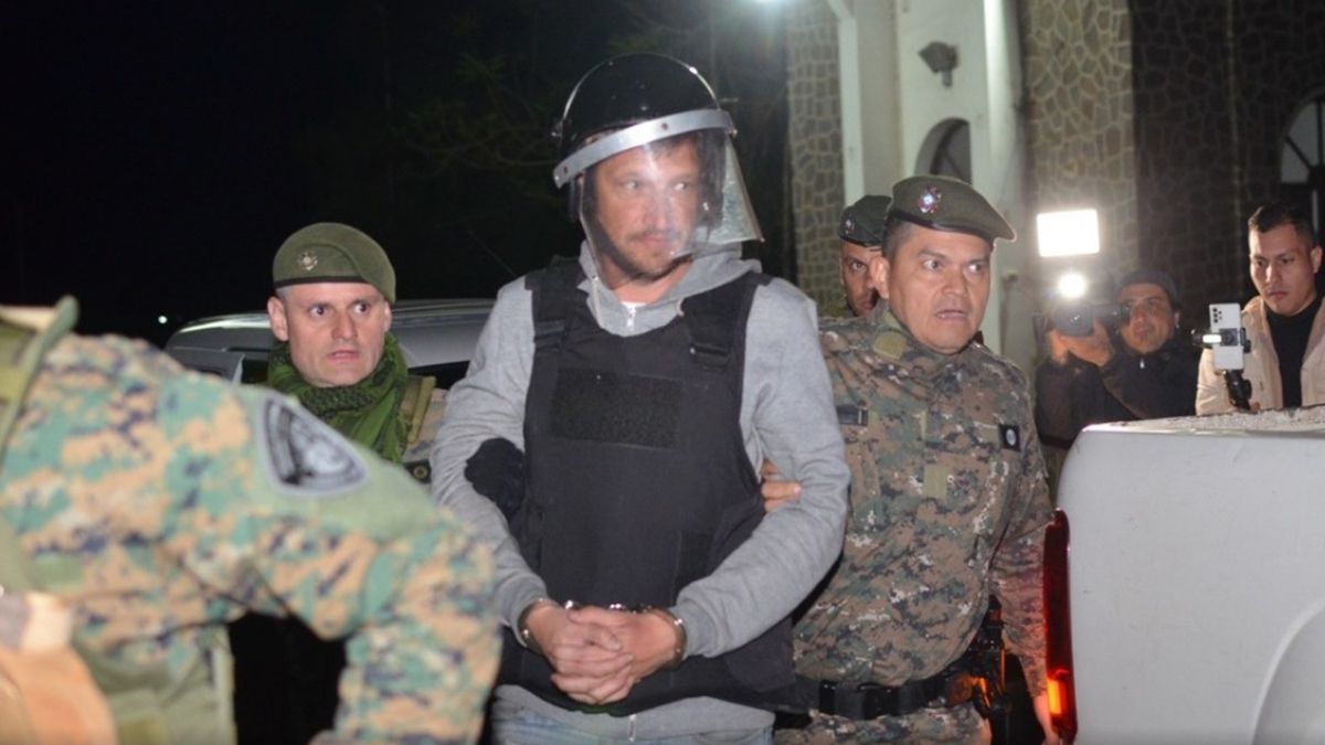 Pedofilia: expulsaron por unanimidad al diputado Kiczka de la Legislatura de Misiones Pedofilia: expulsaron por unanimidad al diputado Kiczka de la Legislatura de Misiones