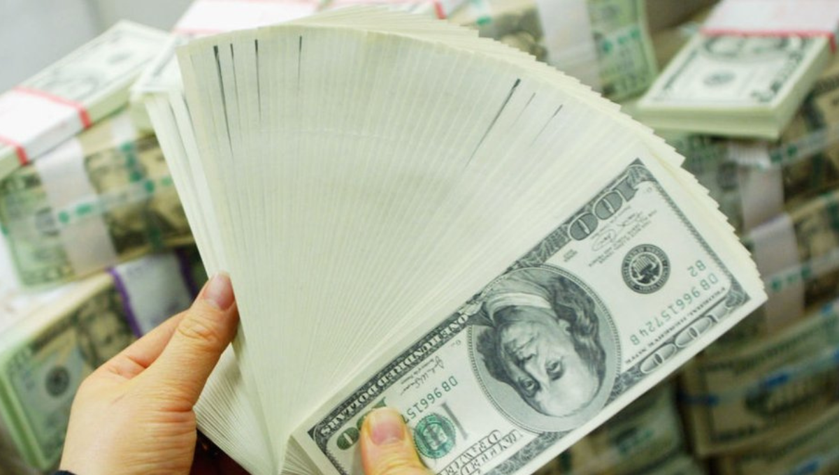 Este jueves se frenó la escalada del dólar blue. Este jueves se frenó la escalada del dólar blue.