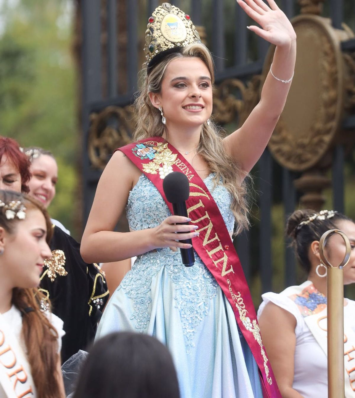 Mara Muñoz, reina de Junín. Mara Muñoz, reina de Junín. 