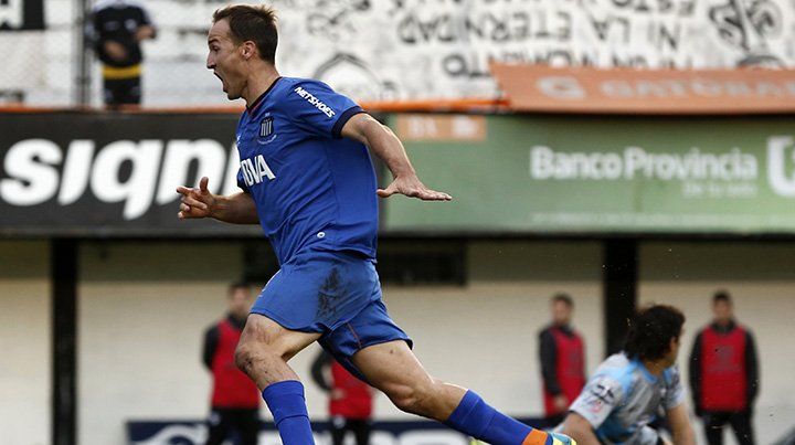 ¡Picarón! El delantero de Talleres esta noche duerme afuera