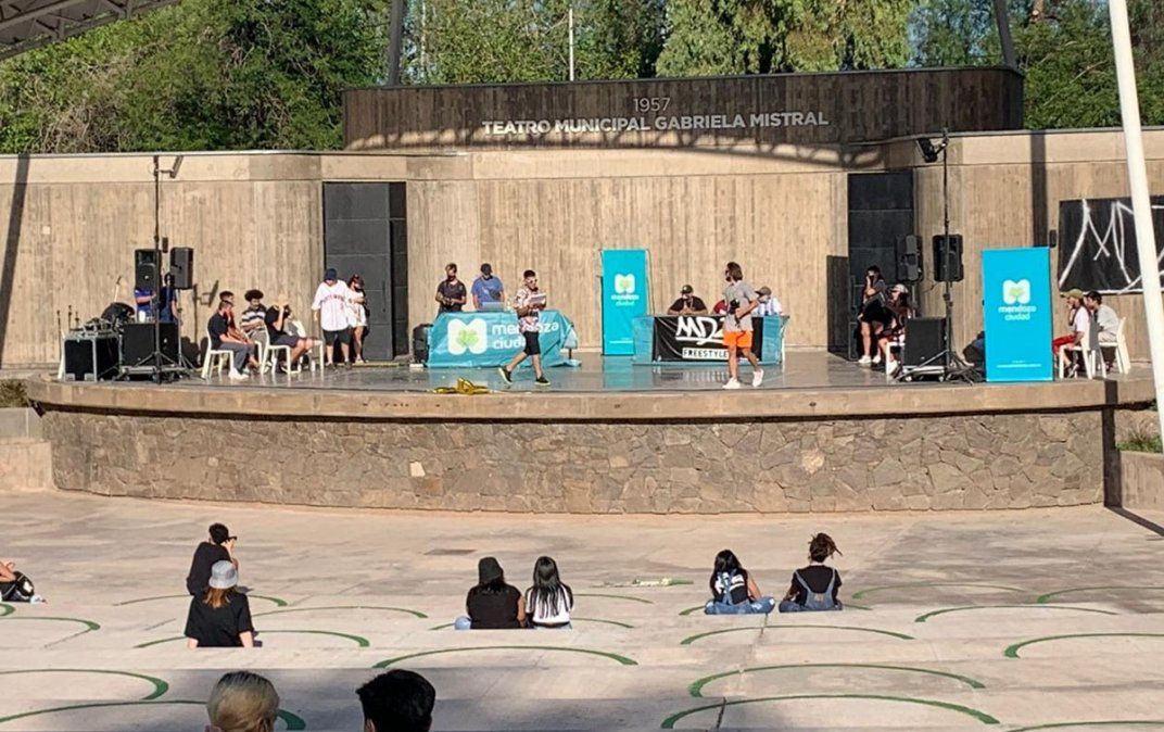 Cómo fue el regreso a los teatros tras 8 meses de espera