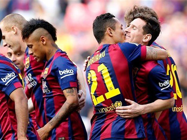 Doblete de Messi, clasificaciones a las Copas y descensos confirmados