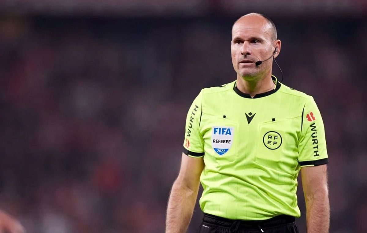 El árbitro español Mateu Lahoz dirigirá el partido entre la Selección argentina y Países Bajos, por el Mundial Qatar 2022.