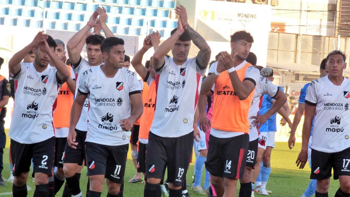 Deportivo Maipú se presentará ante Almagro en el estadio Tres de Febrero.