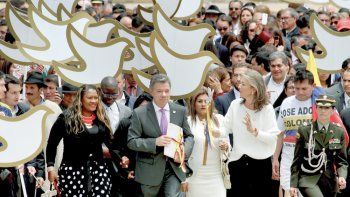 Se cae la chance de que Santos y Timochenko reciban el nobel de la Paz