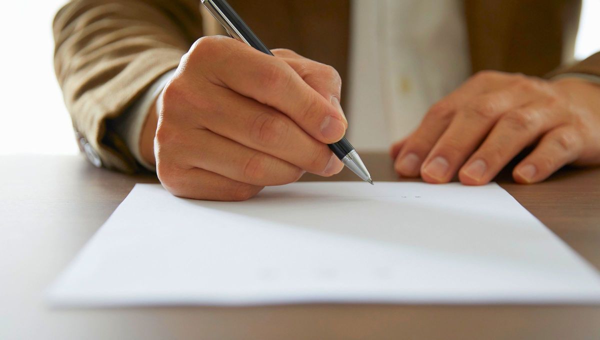 El acto de firmar, su forma, tamaño, etc. Revela mucho sobre uno mismo. Foto Canva El acto de firmar, su forma, tamaño, etc. Revela mucho sobre uno mismo. Foto Canva