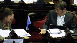 De Victoria Donda a Axel: Ponete las plumas si querés hablar