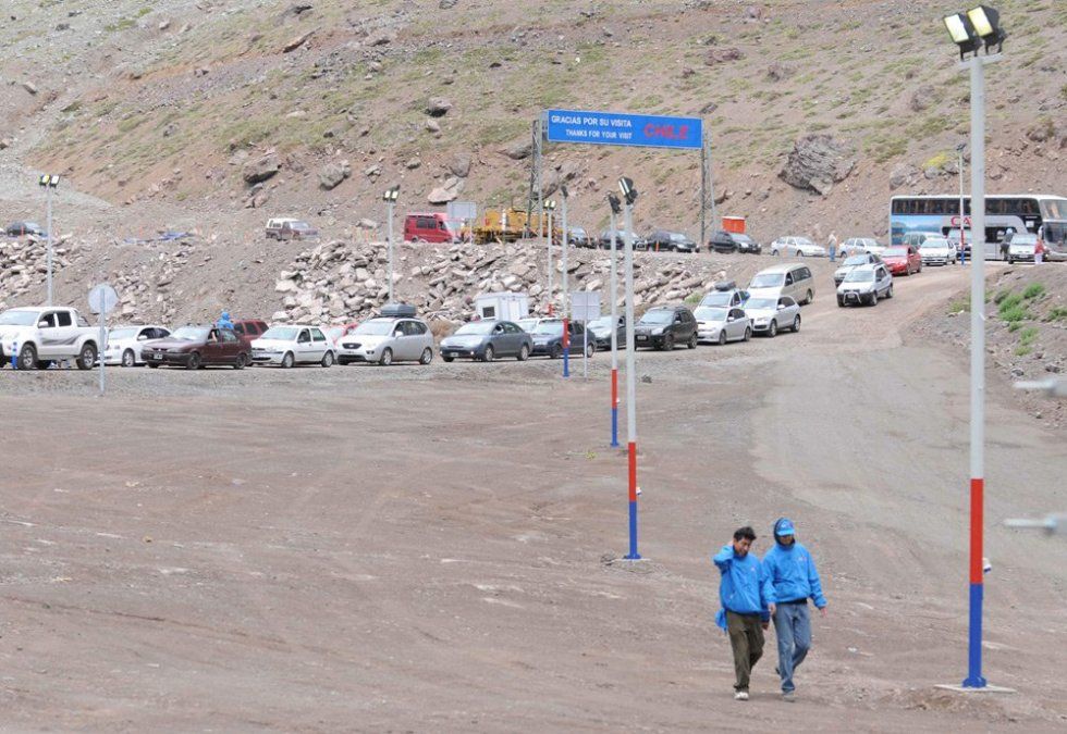 El próximo martes, el paso internacional cerrará por la noche