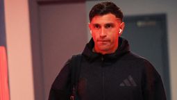 Dibu Martínez está a un paso de ser vendido.