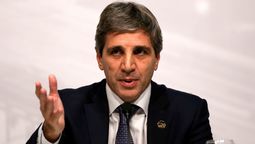 El ministro de Economía Luis Caputo firmó la resolución de los activos del FAL.